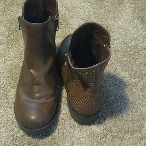 Fergilicious booties